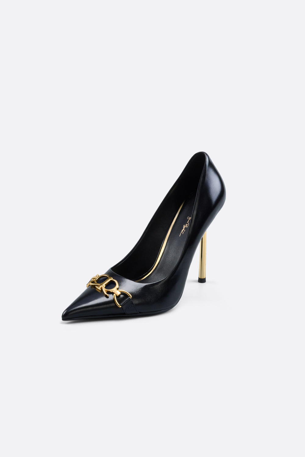 Cinderr Pumps in Black