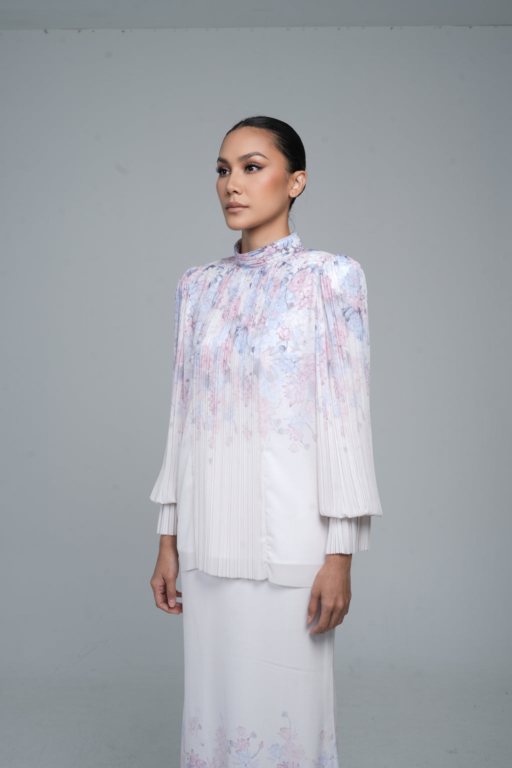 Catrriona in Misty Lilac