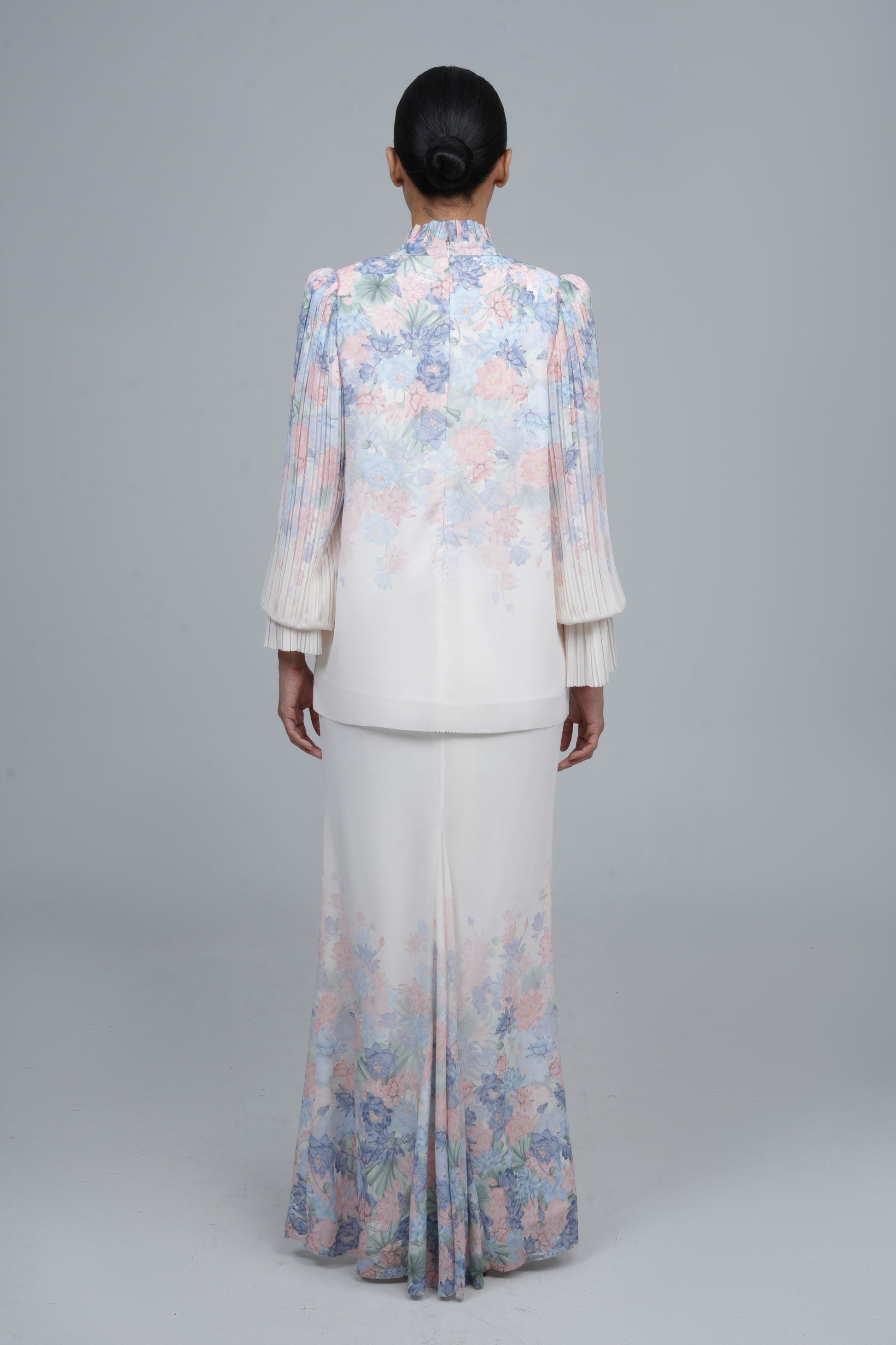 Patrricia in English Rose