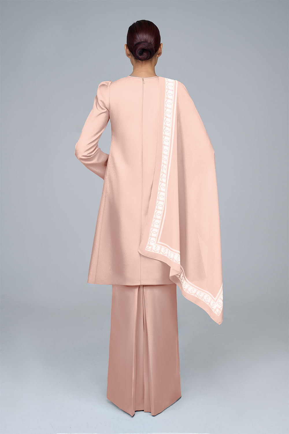 RR BASIC Kurung Pahang in Nude '25