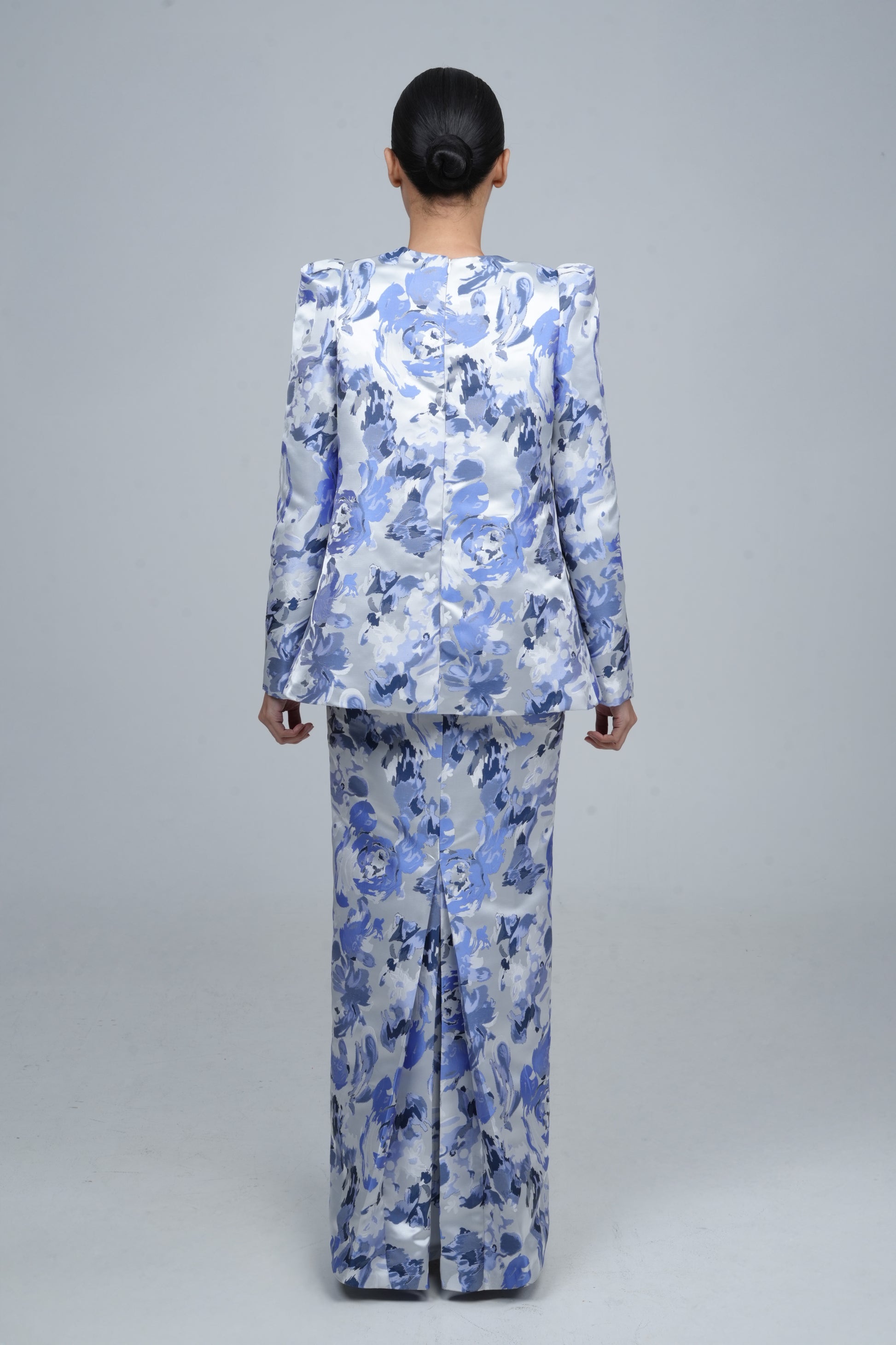 Tiarra in Blubell Mist