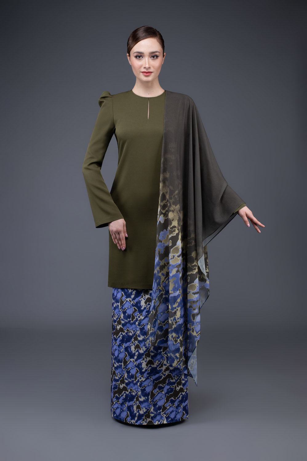 RR Baju Kurung Modern Camo Shawl Set in Green Blue