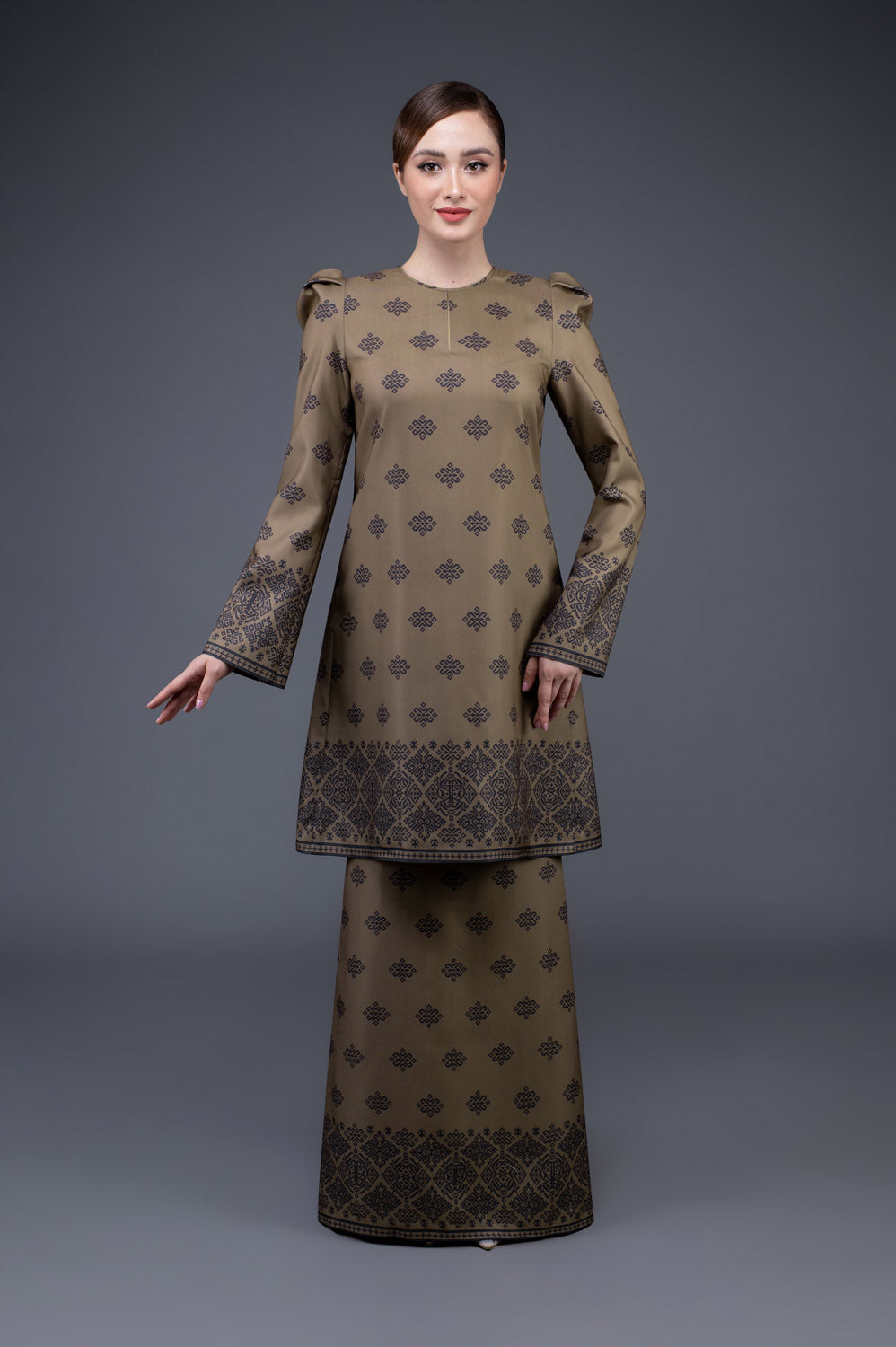 RR Baju Kurung Pahang Songket in Brown Black